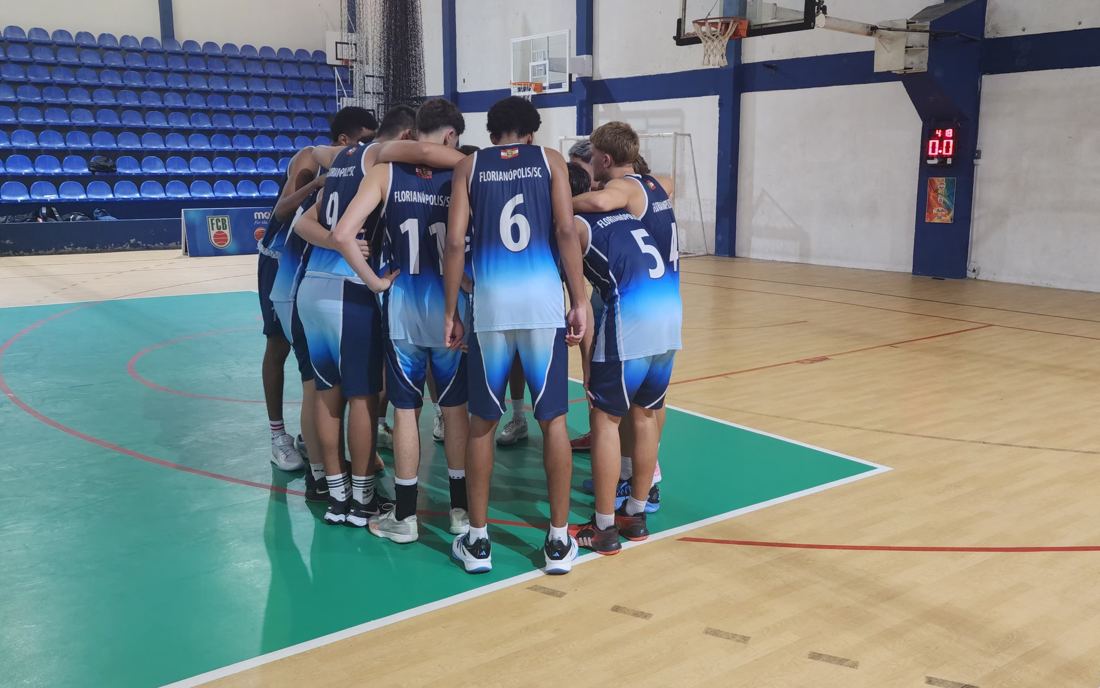 Basquetebol escolar