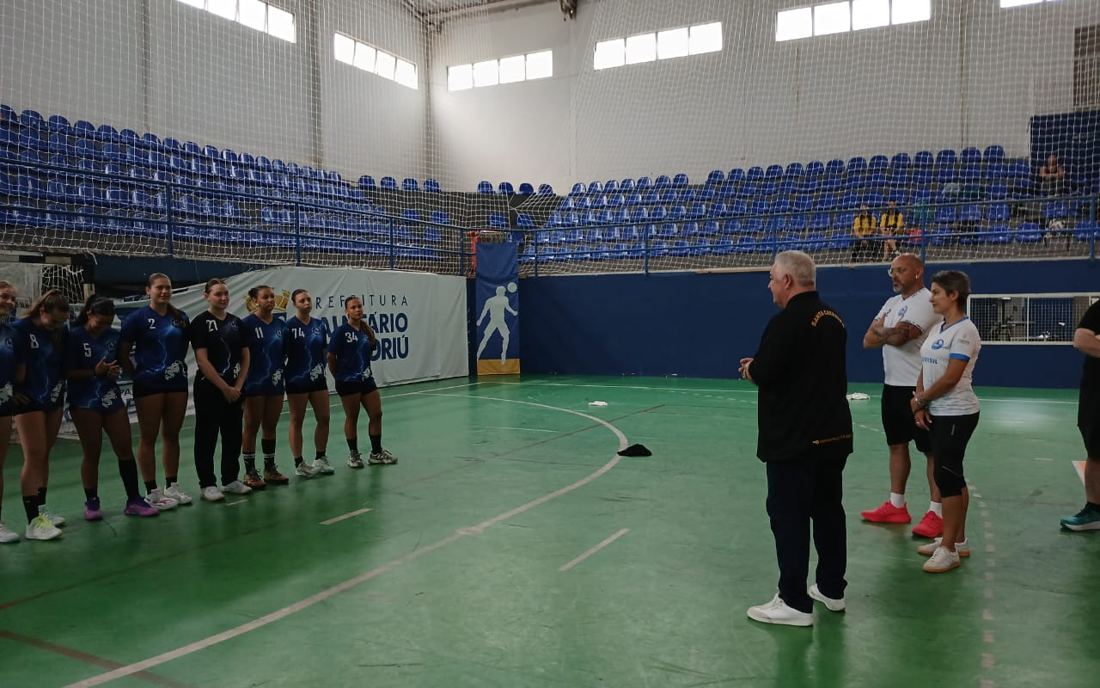 Handebol escolar